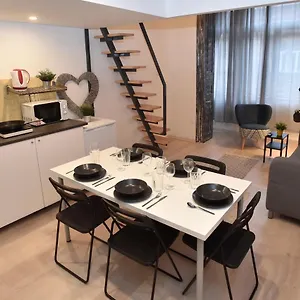  Apartment The Apex Residences