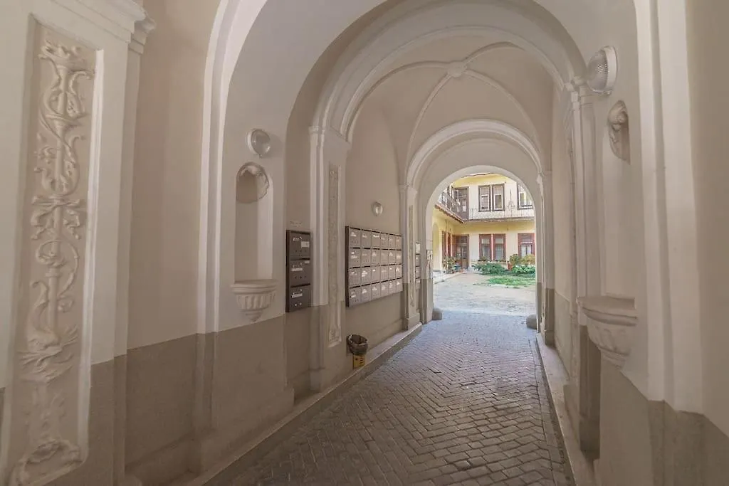 Cityscape Budget Apartments Rottenbiller Budapest